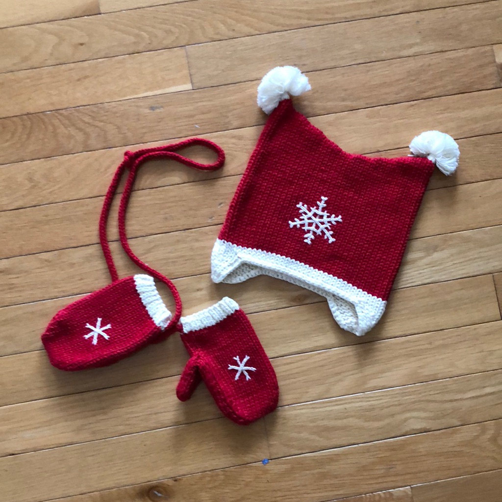 Hanna Andersson Children’s Hat And Glove Set / Christmas
